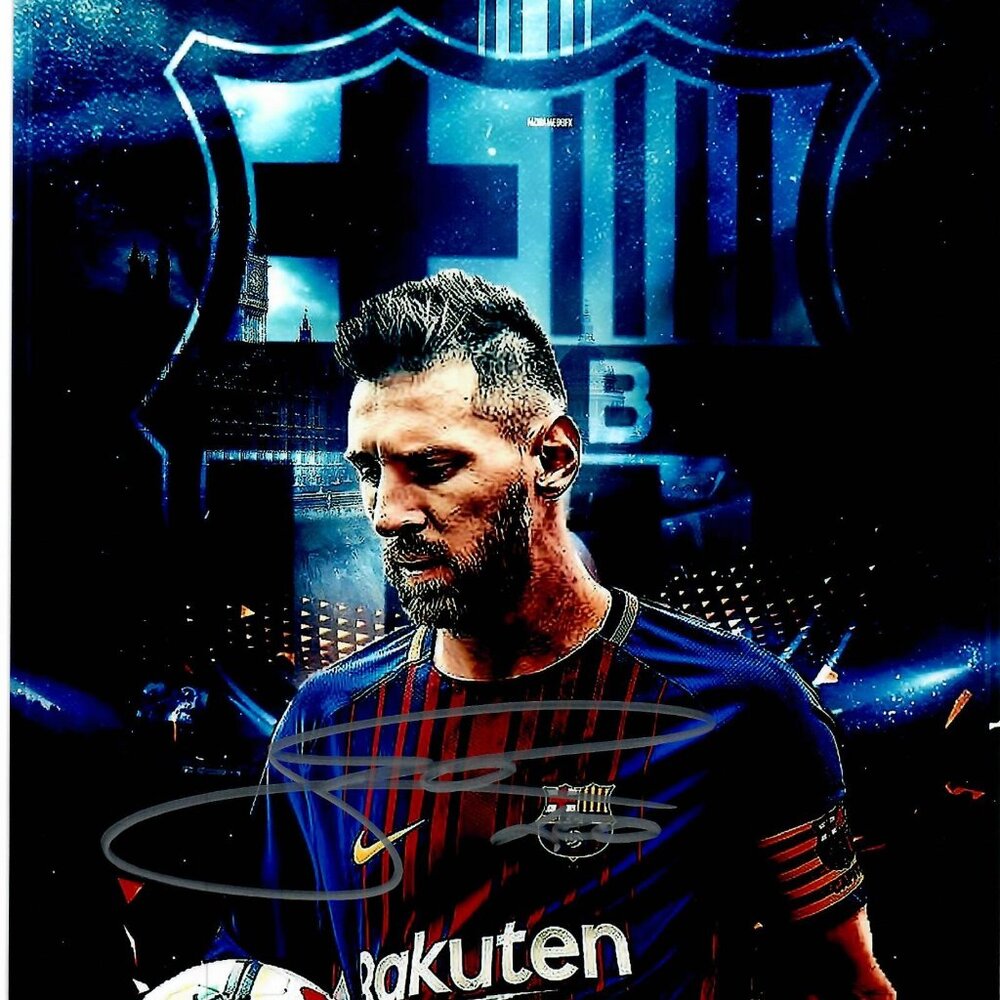 Lionel Messi FC Barcelona Soccer Player Retired Signed 8X10 Photo